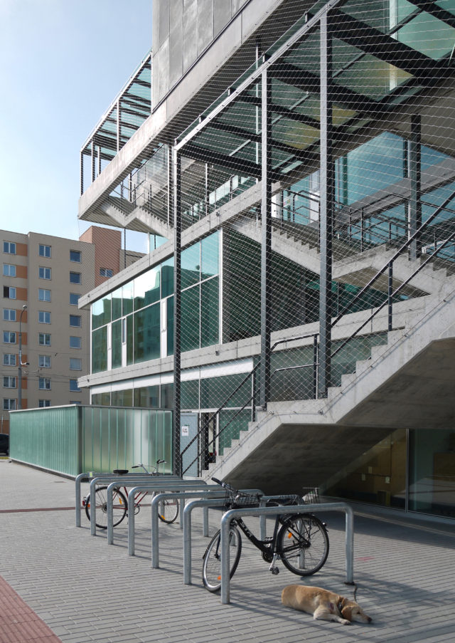 Komunitni_centrum_Máj