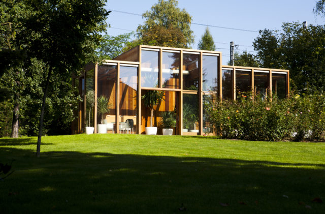 06rm0QE9pX1460633875