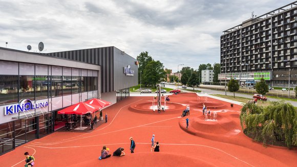 REKONSTRUKCE PŘEDPROSTORU KINA LUNA