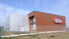 Výrobní hala s administrativou