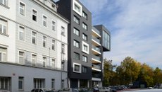 K BOTIČI - konverze kancelářské budovy na studentské bydlení