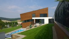 RODINNÝ DŮM JINAČOVICE