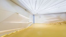 Rekonstrukce interiéru multifunkčního sálu Střední Průmyslové školy Na Třebešíně