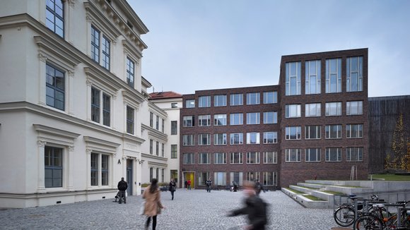 FILOZOFICKÁ FAKULTA MASARYKOVY UNIVERZITY, BRNO