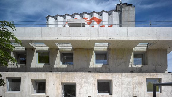 Administrativní budova ve Strančicích