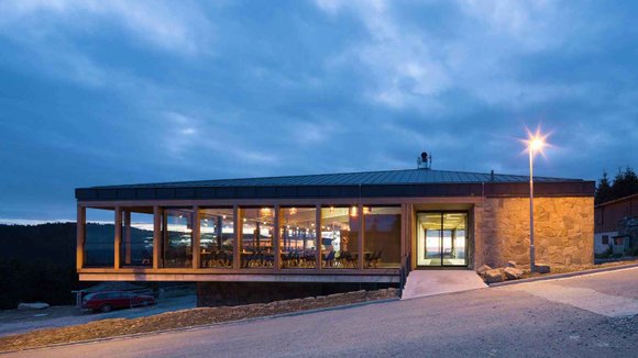 Výstupní stanice lanové dráhy na Pustevnách