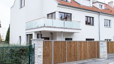 Přístavba a stavební úpravy řadového rodinného domu Jiřinková