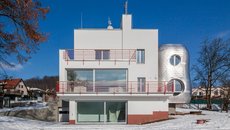 Rekonstrukce a dostavba prvorepublikové vily