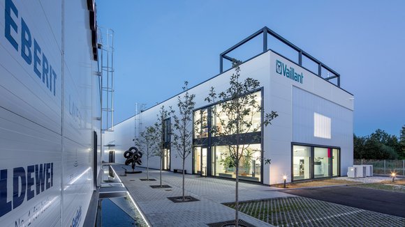 Technologický dvůr