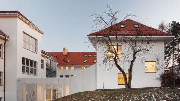 Základní škola Járy Cimrmana v Lysolajích