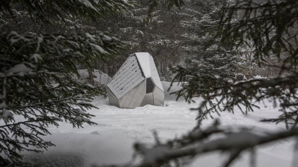 Kømen – útulna u Balvanového vodopádu
