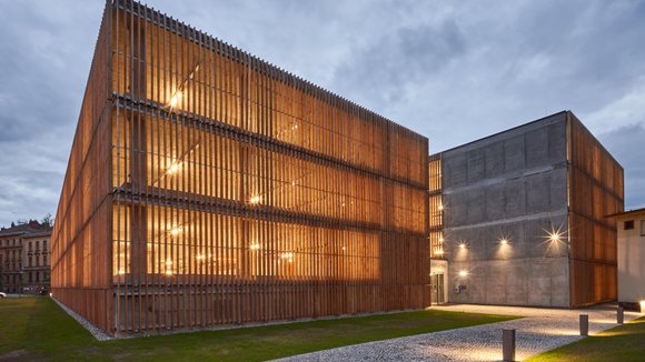 Parkovací dům Jana Gayera v Hradci Králové