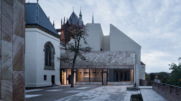 Přístavby a rekonstrukce Nového proboštství