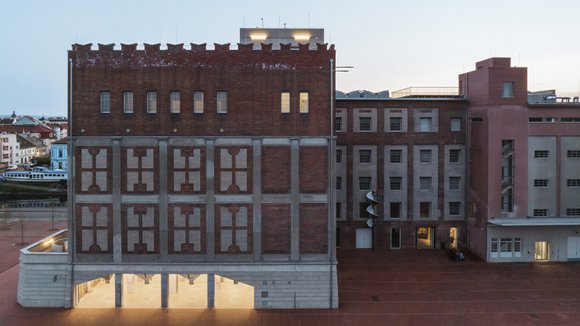 Adaptace obilného sila v areálu Winternitzových automatických mlýnů