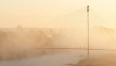 Lávka přes Vltavu v Lužci nad Vltavou