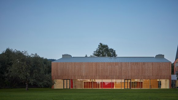 Sportovní hala / tělocvična ZŠ Nový Hrozenkov